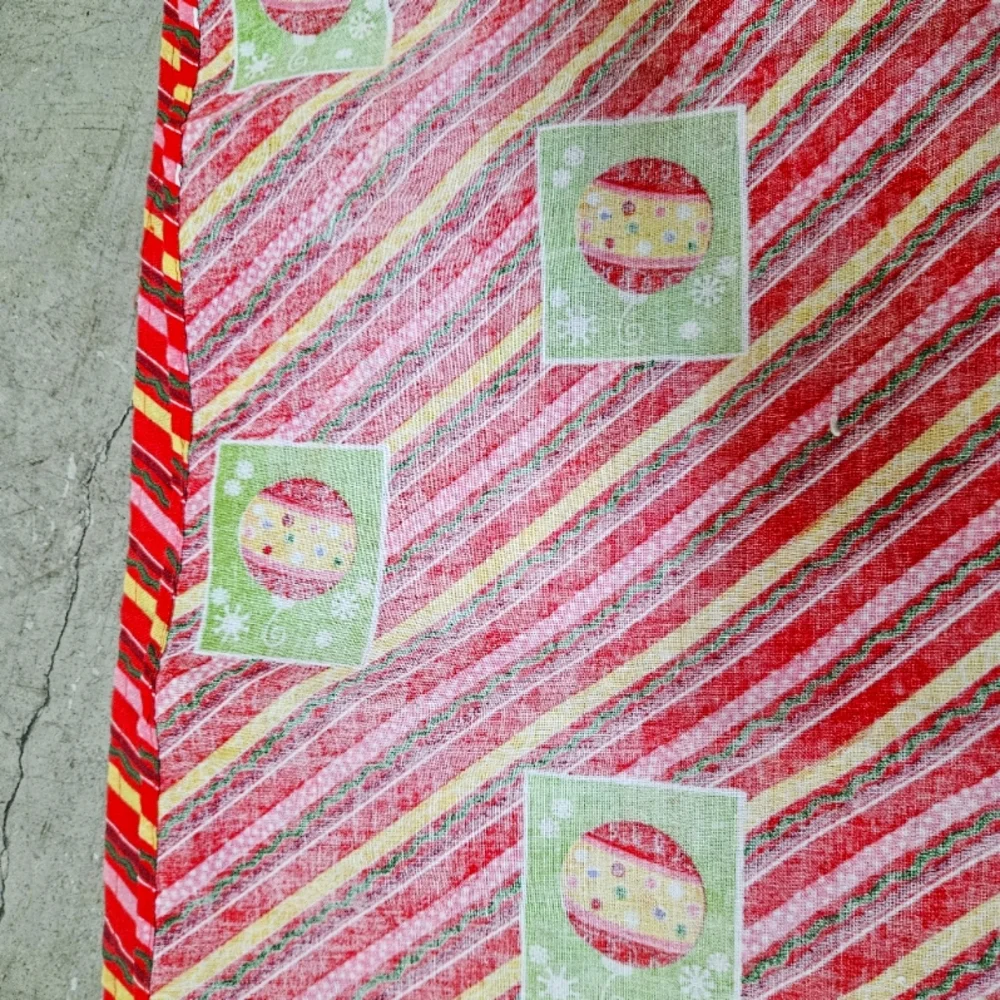 CHRISTMAS TABLE RUNNER - Picture 5 of 6